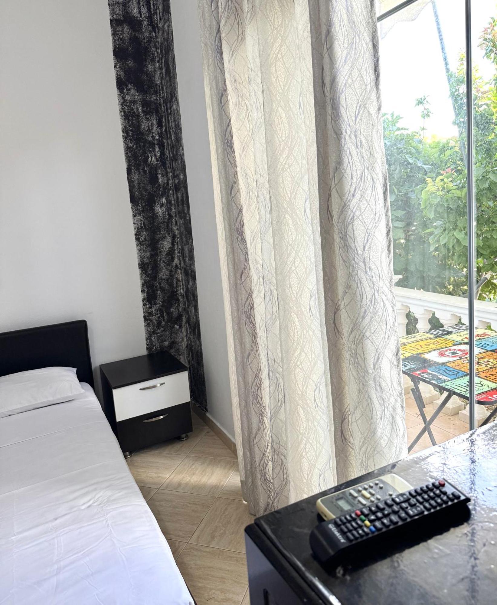 Angels Rooms Ksamil Luaran gambar